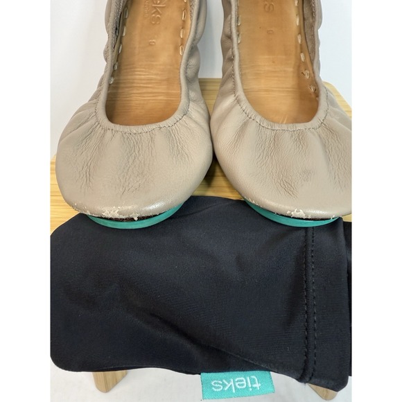 Tieks‎ Womens Size 9 Taupe Neutral Leather Slip On Ballet Flats Travel Shoes - Picture 2 of 10